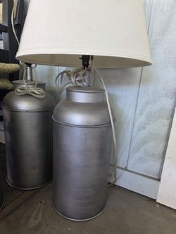 Table lamp