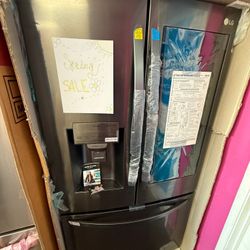 REFRIGERATOR 