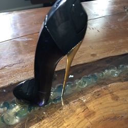 Carolina Herrera 
