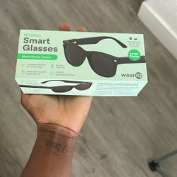 Wireless Smart Glasses 