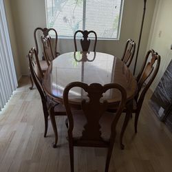 Thomasville Cherry Wood Dining Set