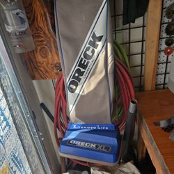 Oreck XL vacuum cleaner 