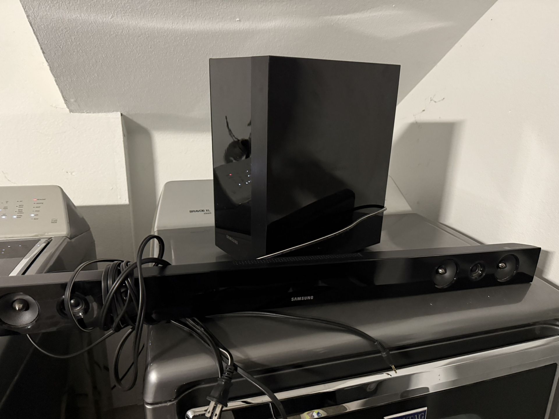 For Sale: Samsung Soundbar & Subwoofer – $25