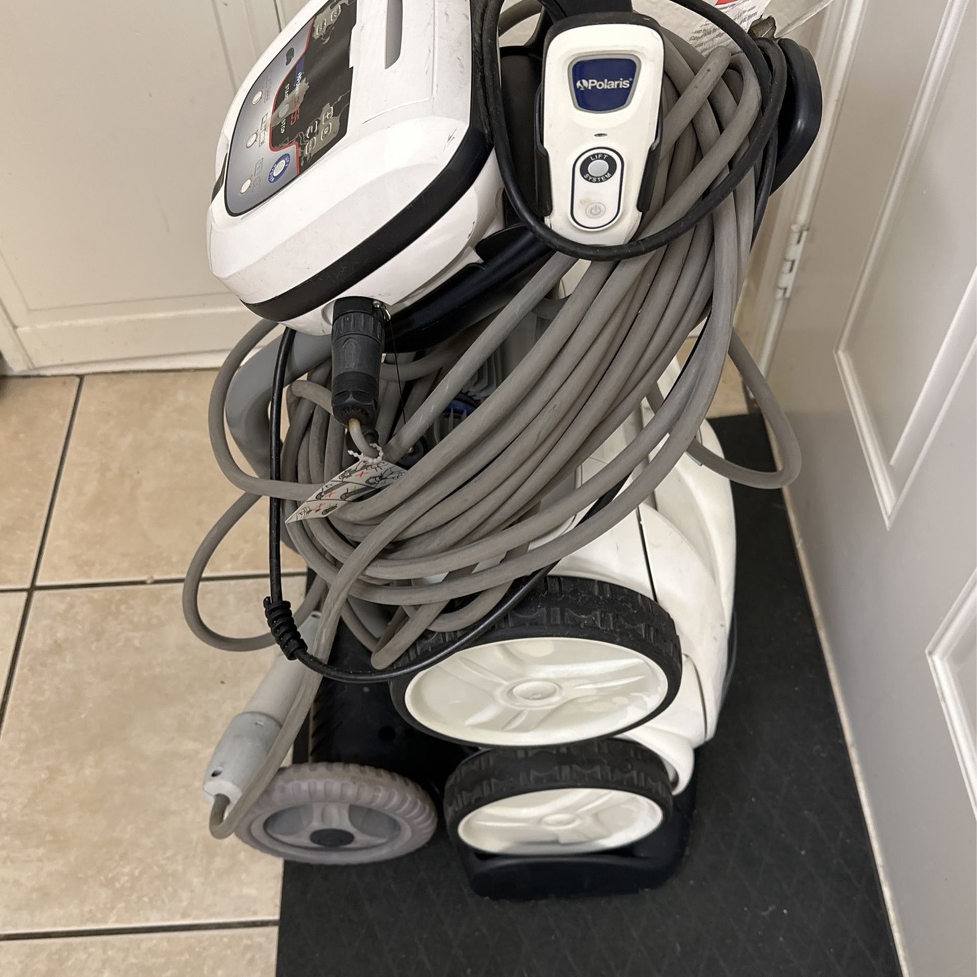 Polaris Pool Robot P955 for Sale in Rancho Cucamonga, CA OfferUp