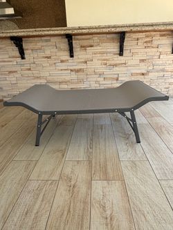 Folding Outdoor Lounge Pet Cot Bed