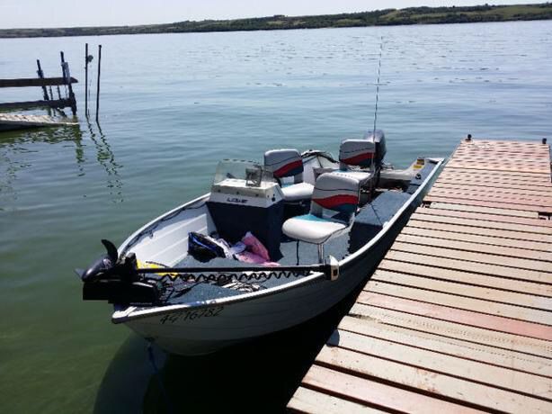 1995 Lowe 1605 Bass/Fishing Boat