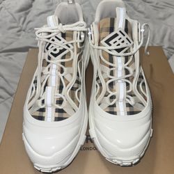 Burberry Arthur Vintage Check White