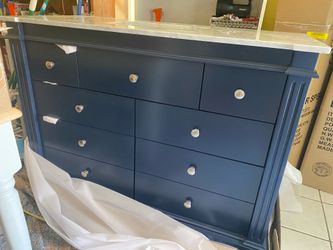 Bathroom vanity with built-in sink