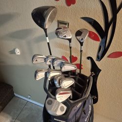Titlest Golf Set