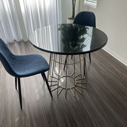 Black Metal Table With 4 Chairs 
