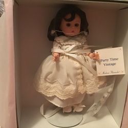 Madame Alexander Party Time 7 in 