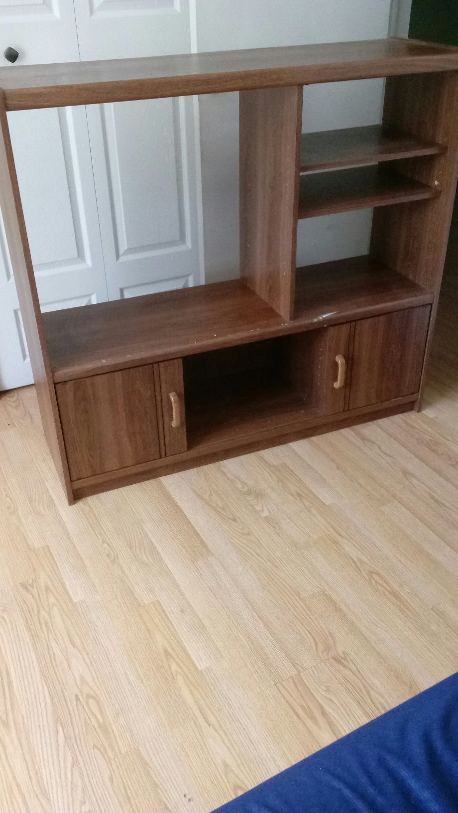 Tv stand..