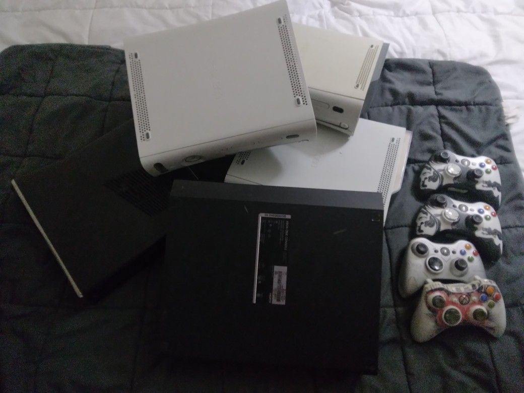 Xbox Lot For Parts  