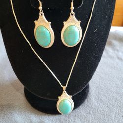 Turquoise Earrings And Necklace 