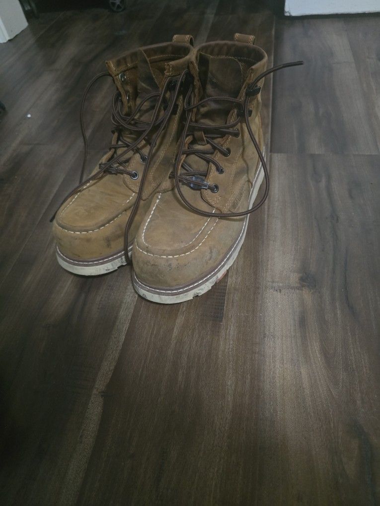 Brunt Boots