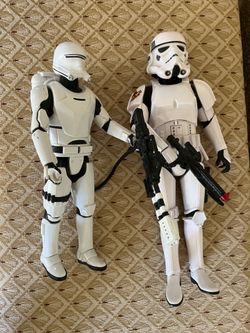 2 Star Wars action figures
