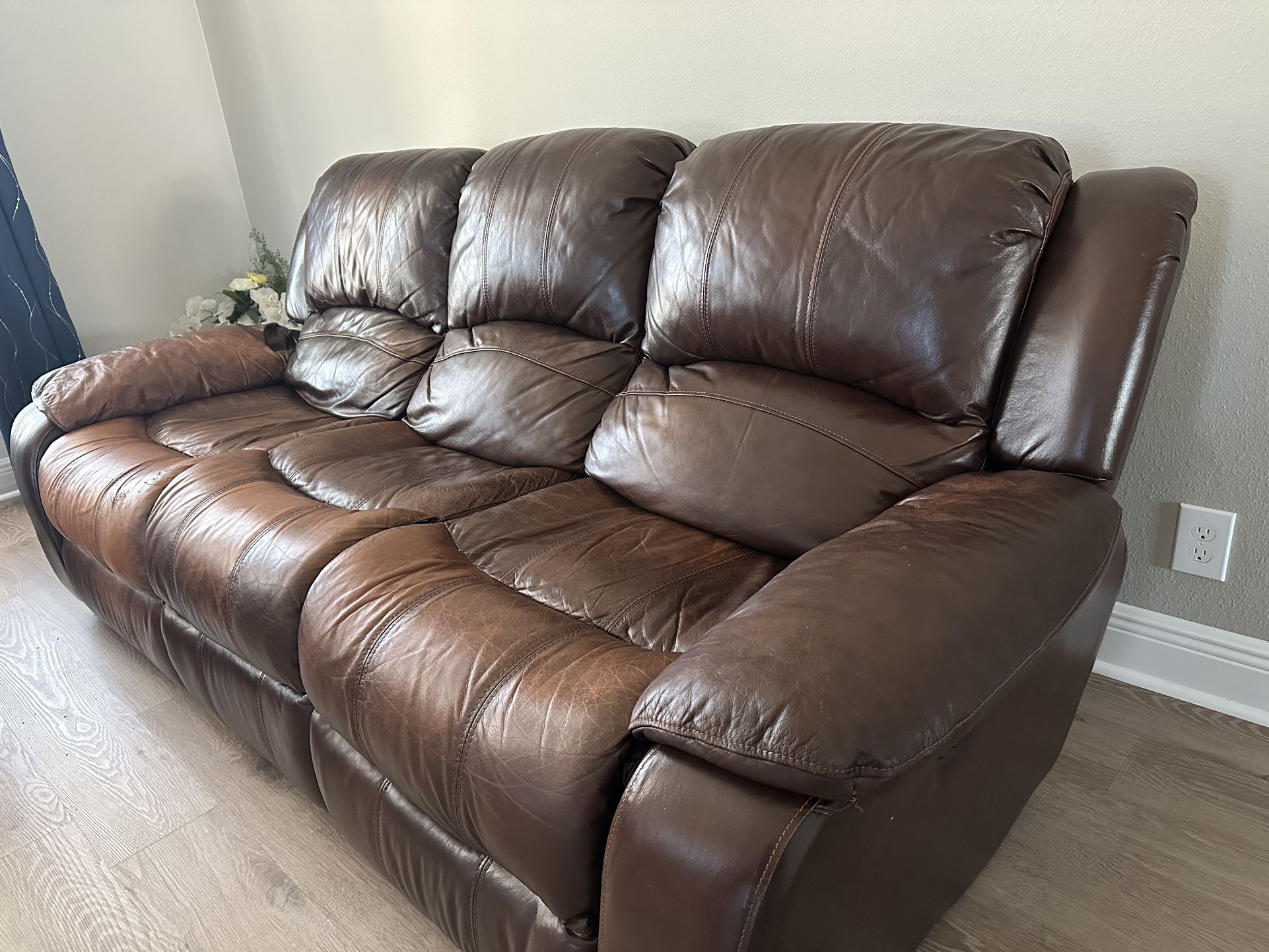 Recliner Leather 3 Seater + 2 Seater Rocker