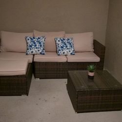 Patio furniture set