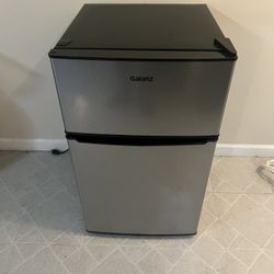 Mini Fridge Galanz
