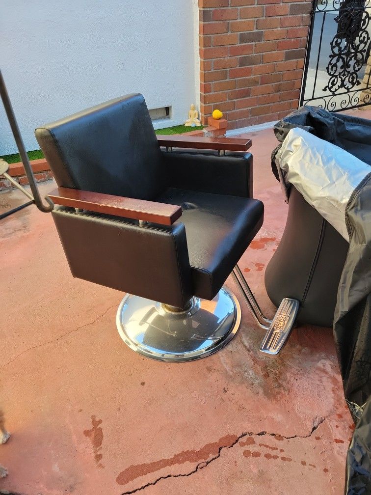 Hair Chair Stylist Salon