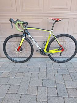 SPECIALIZED CRUX CARBON 56 CM GRAVEL BIKE ( SETUP TUBELESS)