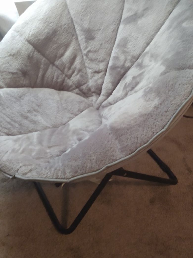 Saucer Chair Light Gray