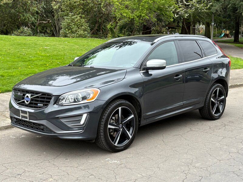 2015 Volvo XC60 T6 R-Design Platinum