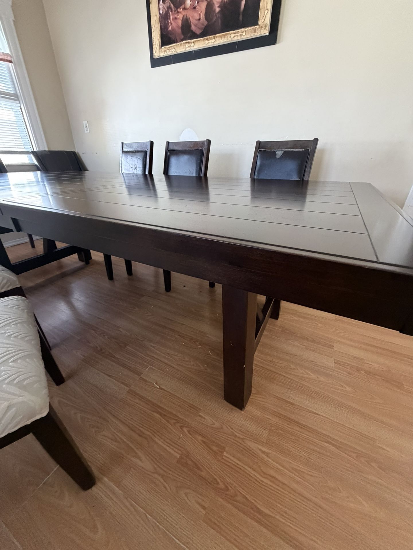 8 Seater Square Table
