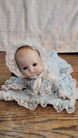 Vintage Baby Doll. Ceramic Hands And Feet. Collectable
