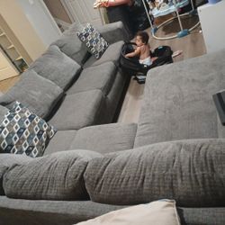 COUCHES