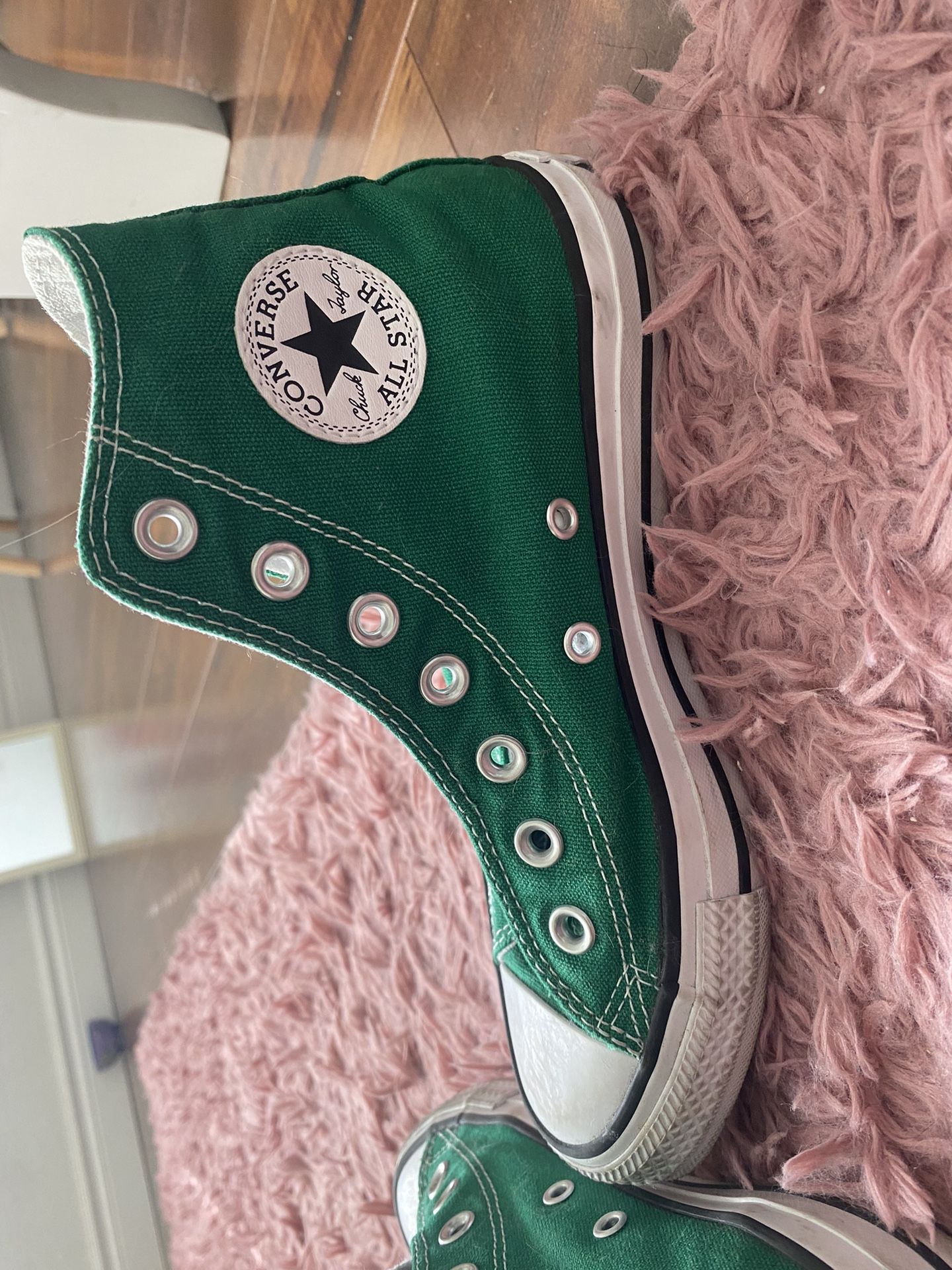 Green Converse high Tops