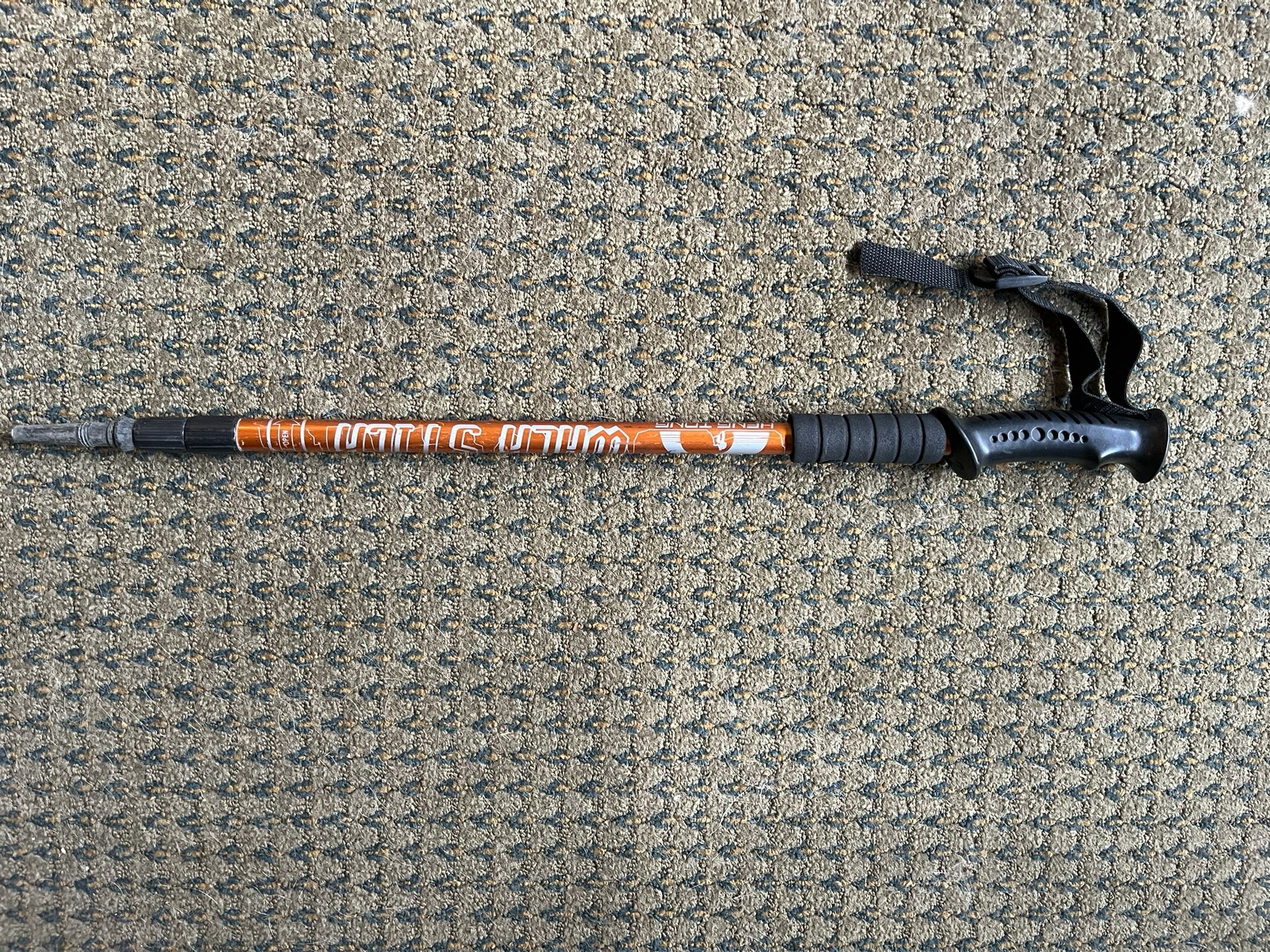 Radiating Hiking Pole