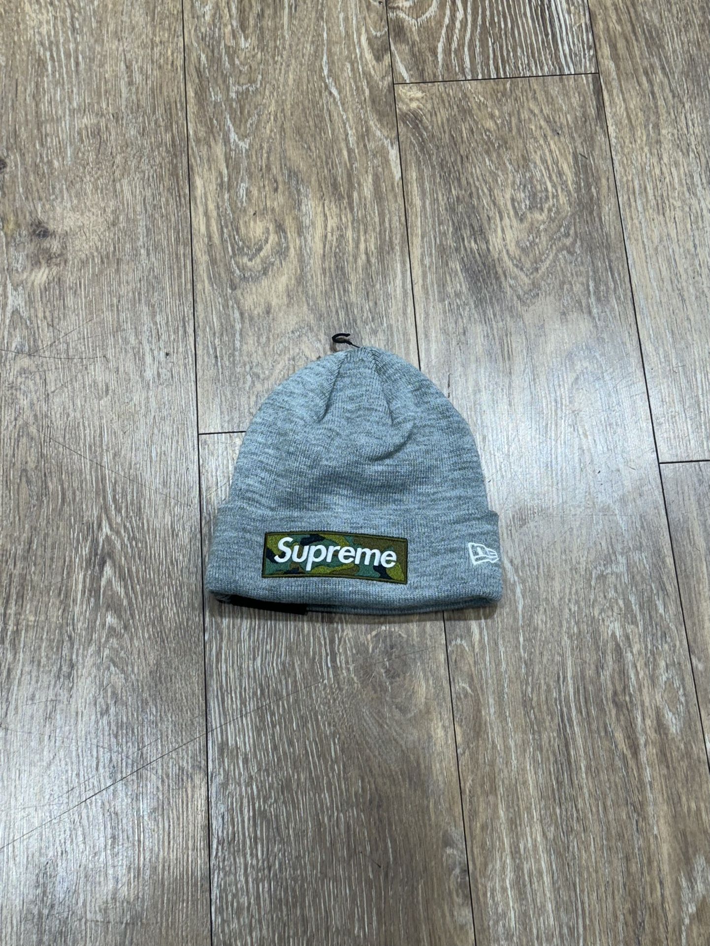 SUPREME CAMO BOX LOGO GREY BEANIE