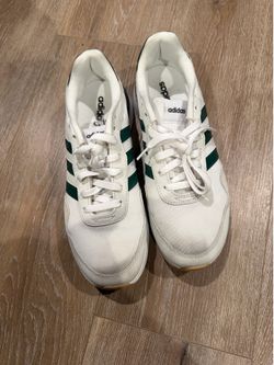 Adidas tennis shoes size 8 1/2