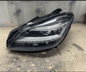 2012 2013 2014 Mercedes-Benz CLS400 CLS550 CLS63 Left Driver Side Headlight OEM