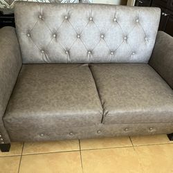 Love Seat , Brown 