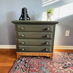 Nightstand/ End Table 
