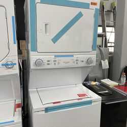 Frigidaire 27β Washer And Dryer Stackable In White New Open Box