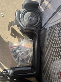 Kicker Subwoofer with Enclosure and Amplifier