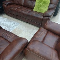 *Living Room Special*---Santiago Bold Brown Leather Reclining 3 Piece Sets---Delivery And Financing Available🙌