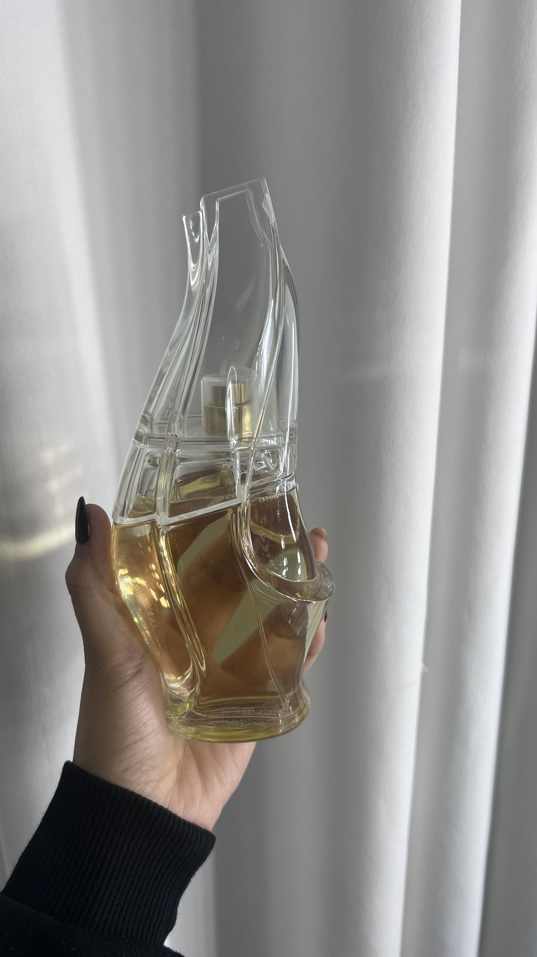 Donnakaran Perfume 