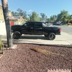 Chevy Silverado 4x4 Crewcab