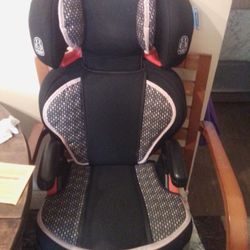 GRACO CAR SEAT/ BOOSTER SEAT 