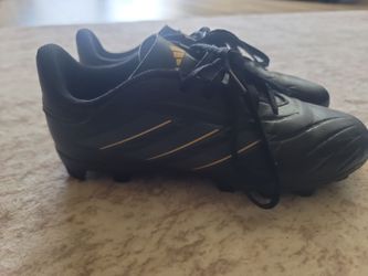 Adidas Soccer Cleats - kids size 4.5