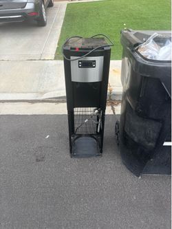Water cooler