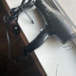 Babyliss Hair Blower 