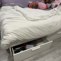 Beautiful Full Size Bedroom Set 