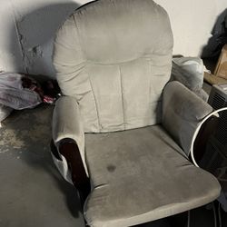 Rocking Chair 