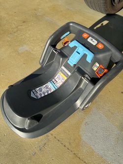 Uppa Baby Car Seat Base