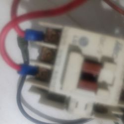 Contactor  120 volt 230 v  600 v. For  1ph or 3 ph